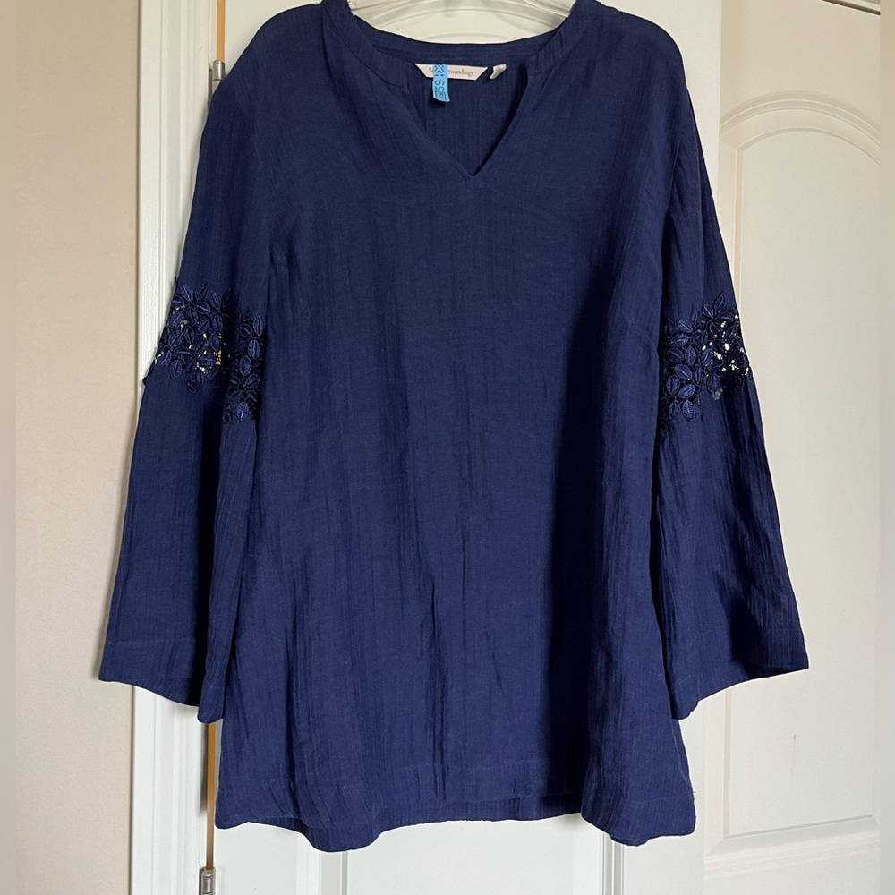 Soft surroundings blue embroidered top blouse size medium popover